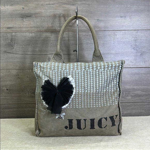 Juicy Couture Gray and Black Tote with Heart Design - Picture 1 of 11